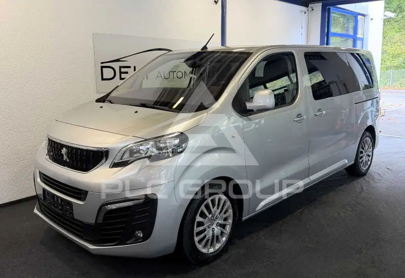 2016 Peugeot Traveller