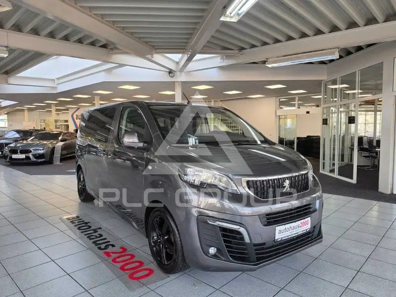 2016 Peugeot Traveller