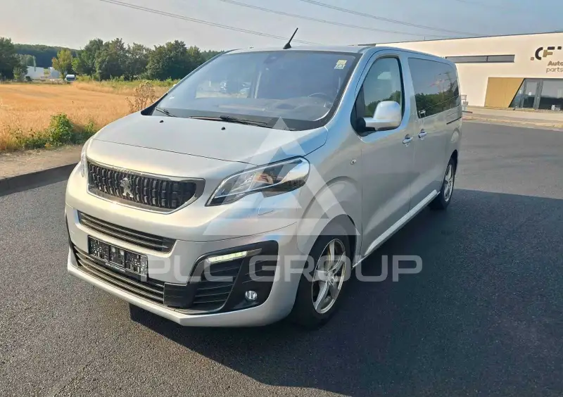 2016 Peugeot Traveller