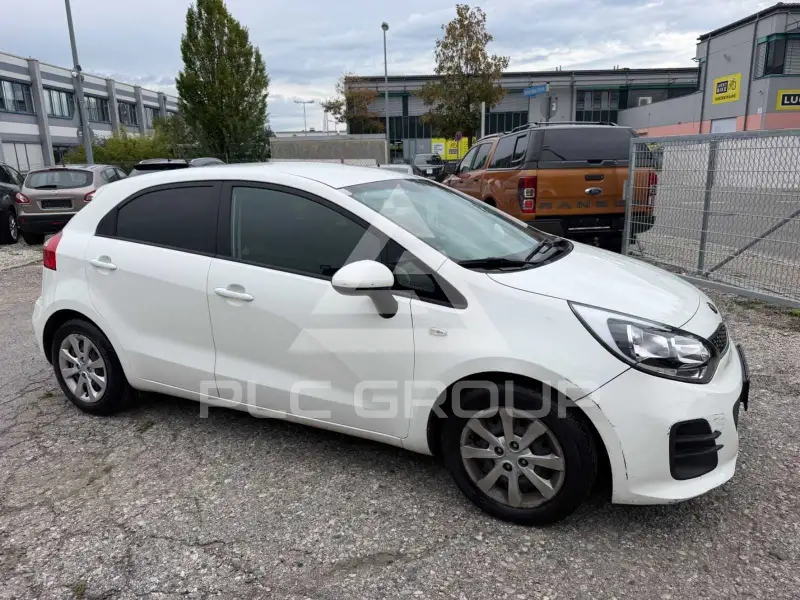 2016 KIA Rio