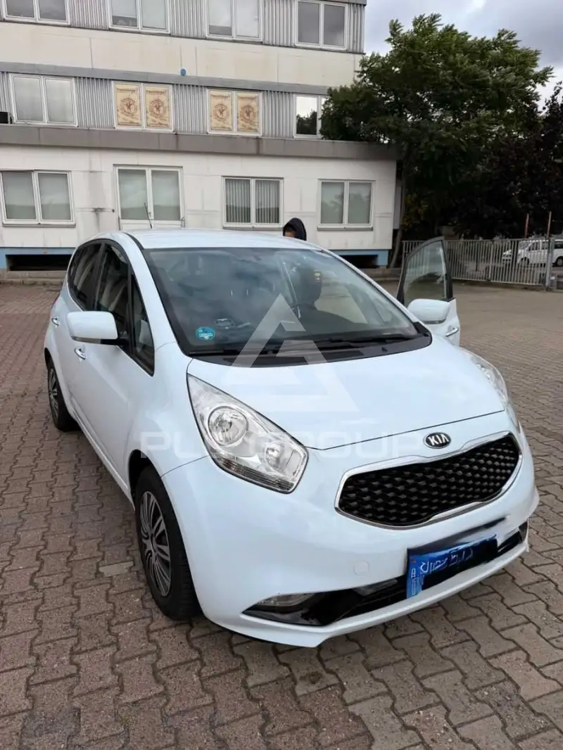 2016 KIA Venga