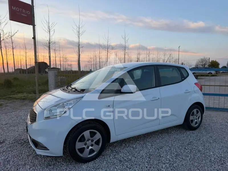 2016 KIA Venga