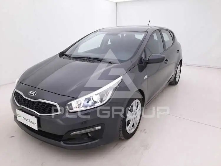 2016 KIA XCEED