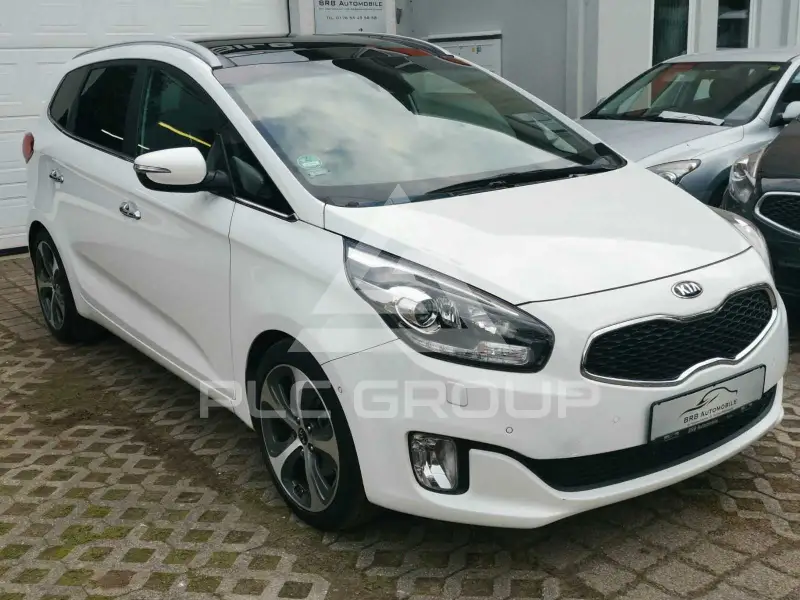 2016 KIA Carens