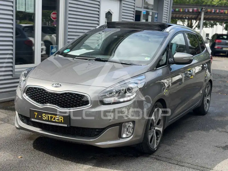 2016 KIA Carens