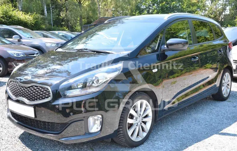 2016 KIA Carens