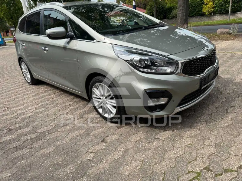 2016 KIA Carens