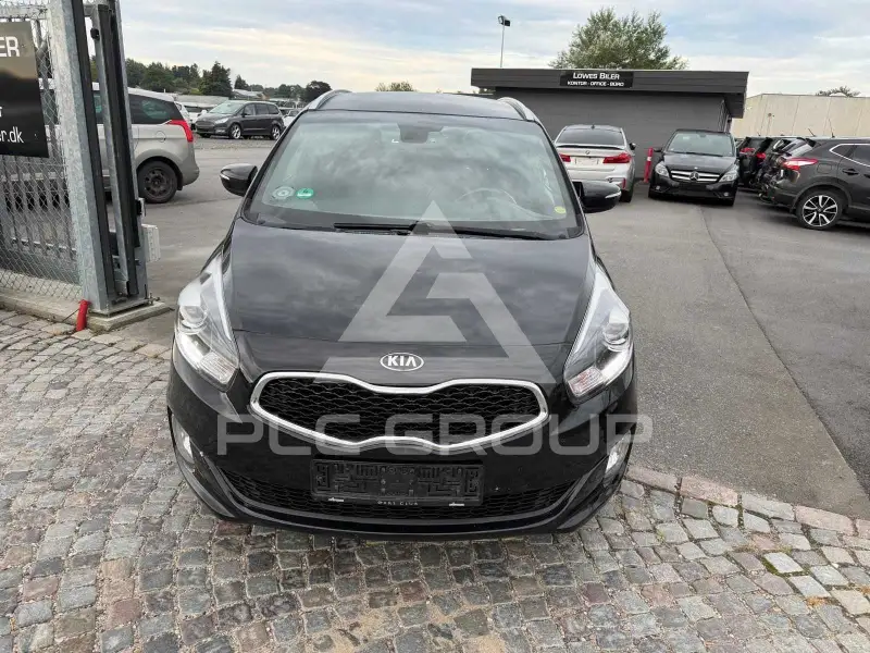 2016 KIA Carens