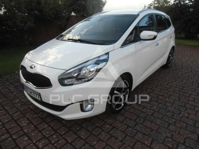 2016 KIA Carens