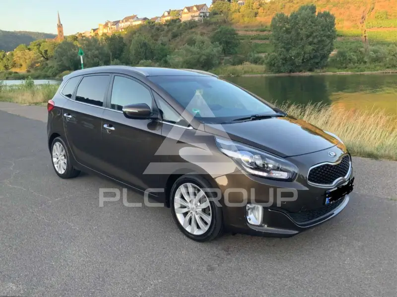 2016 KIA Carens
