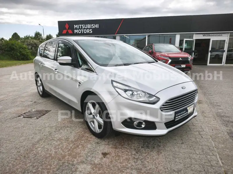 2016 Ford S-Max