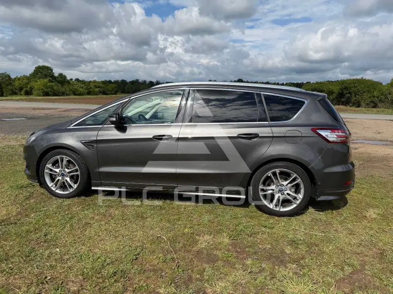 2016 Ford S-Max