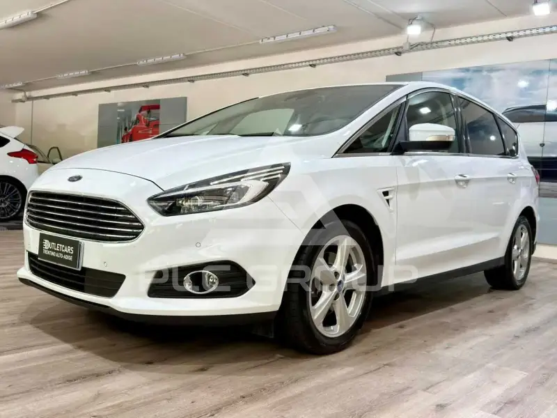 2016 Ford S-Max