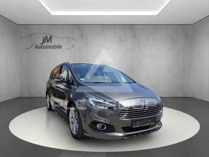2016 Ford S-Max