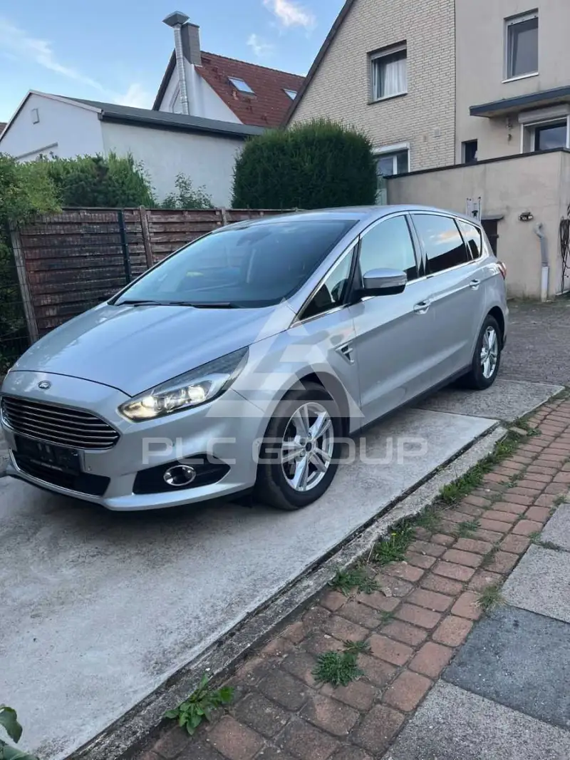 2016 Ford S-Max