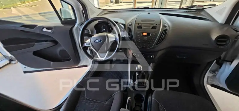 2016 Ford Courier