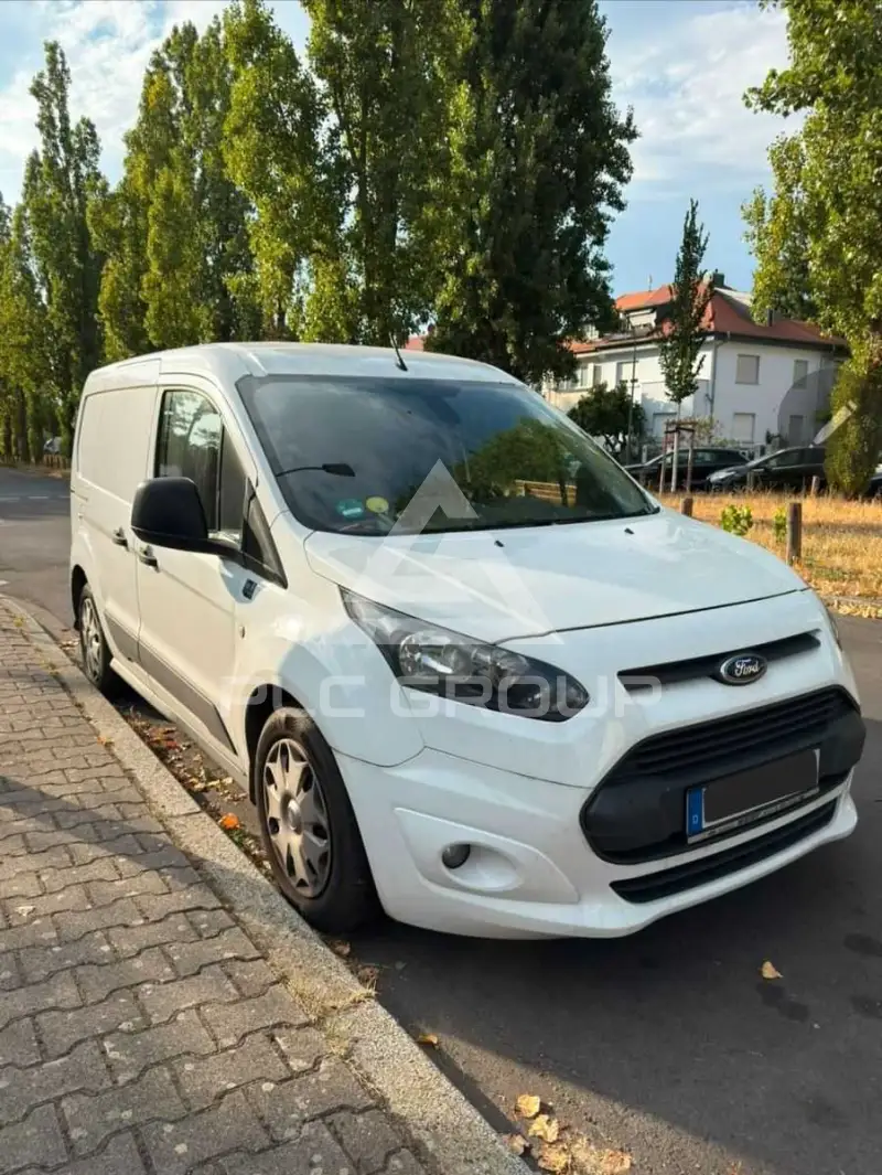 2016 Ford Courier
