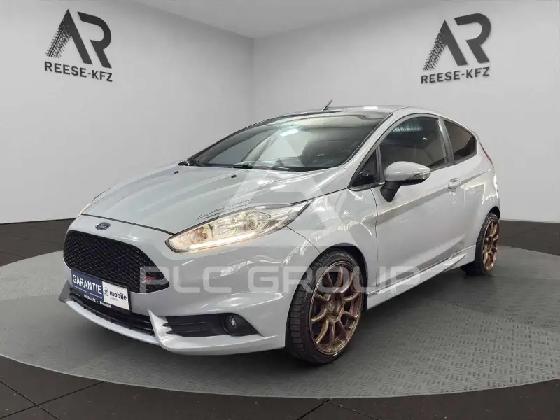 2016 Ford FIESTA