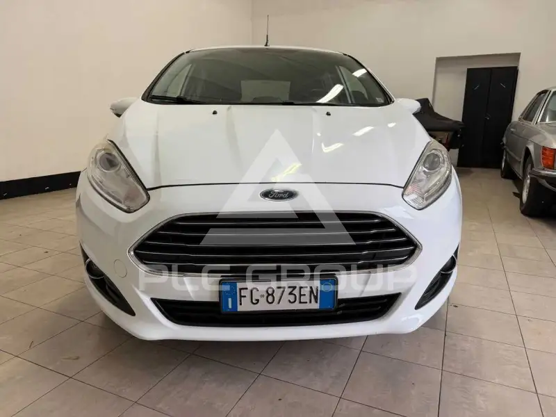 2016 Ford FIESTA