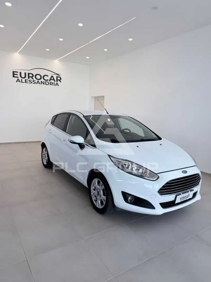 2016 Ford FIESTA
