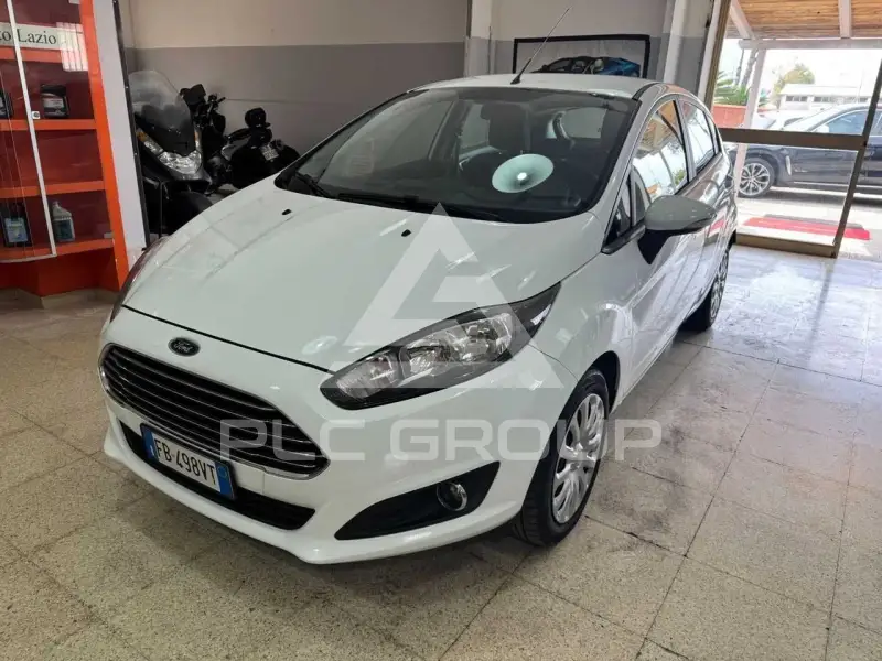 2016 Ford FIESTA
