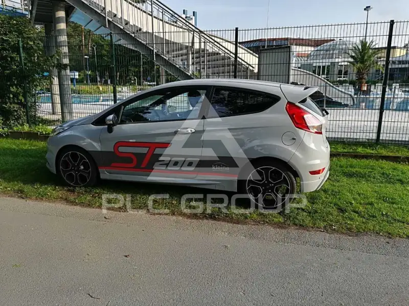 2016 Ford FIESTA