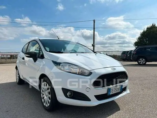 2016 Ford FIESTA