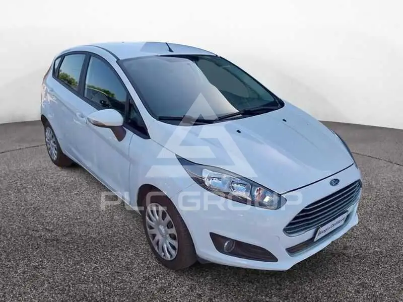 2016 Ford FIESTA