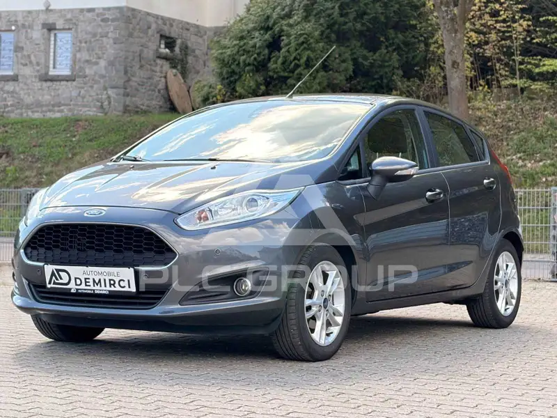 2016 Ford FIESTA