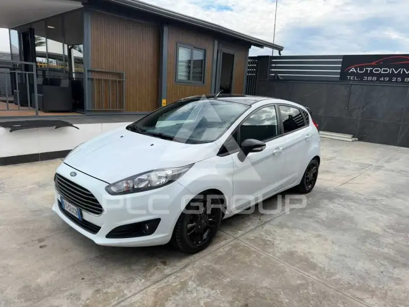 2016 Ford FIESTA