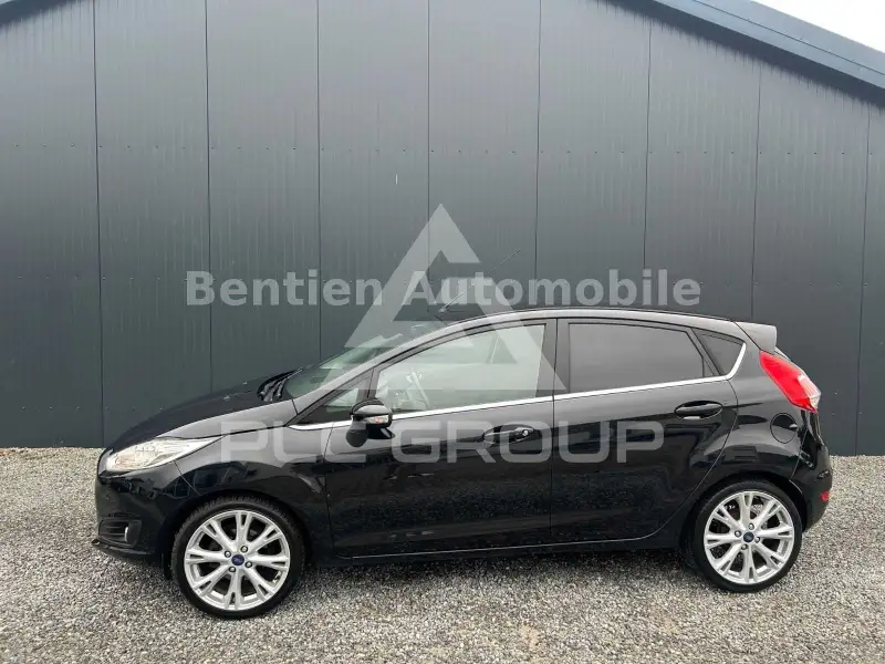 2016 Ford FIESTA