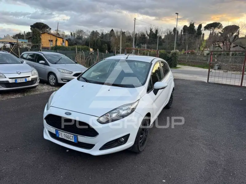 2016 Ford FIESTA