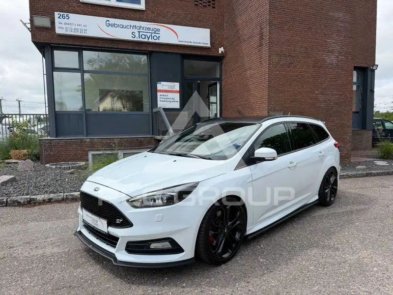 2016 Ford FOCUS