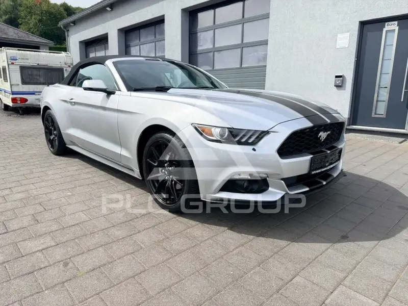 2016 Ford MUSTANG