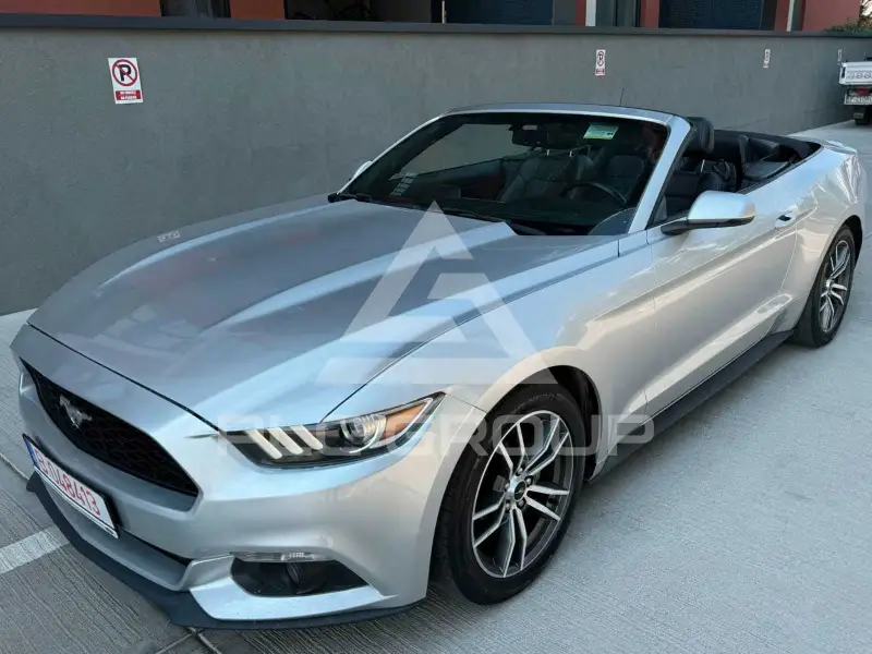 2016 Ford MUSTANG