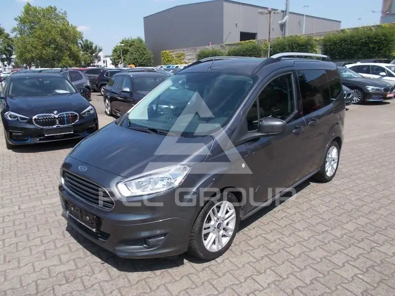 2016 Ford Tourneo