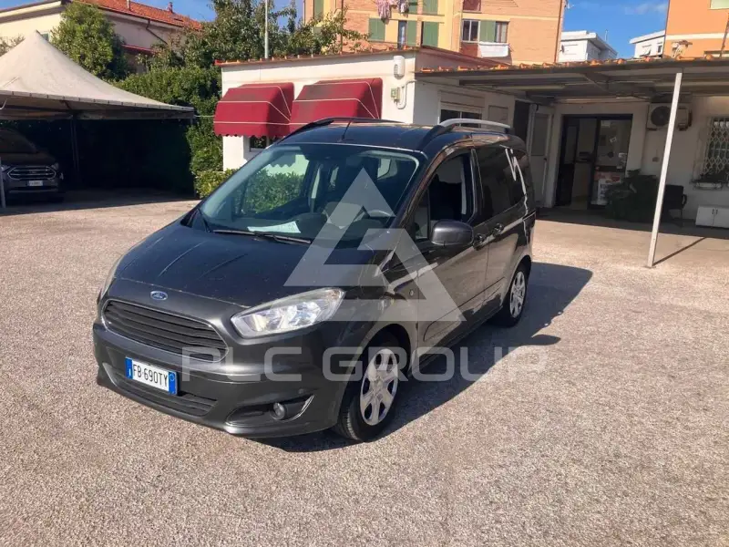 2016 Ford Tourneo