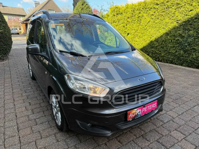 2016 Ford Tourneo