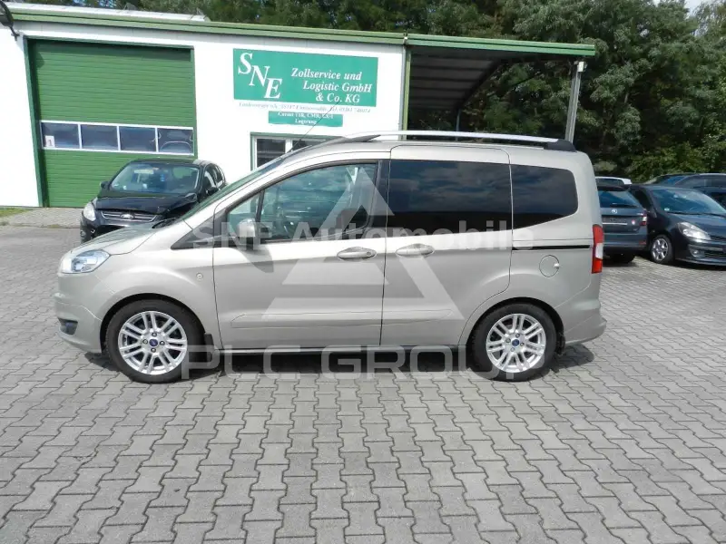 2016 Ford Tourneo
