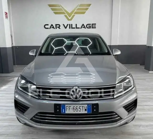 2016 Volkswagen Touareg
