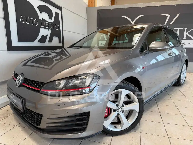 2016 Volkswagen GOLF