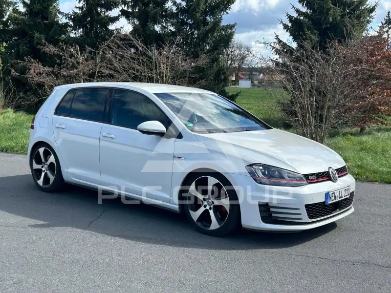 2016 Volkswagen GOLF