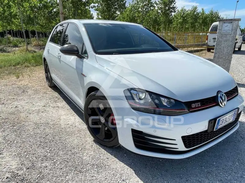 2016 Volkswagen GOLF