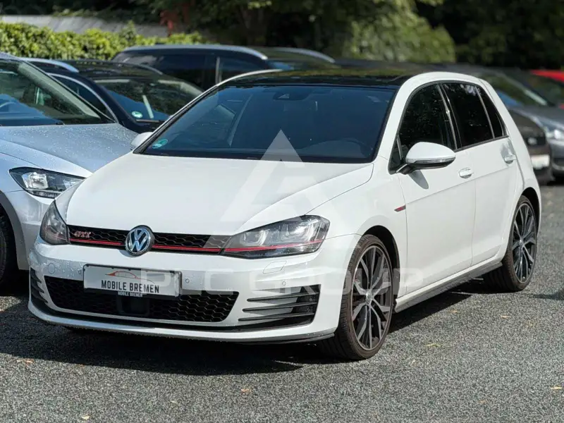 2016 Volkswagen GOLF