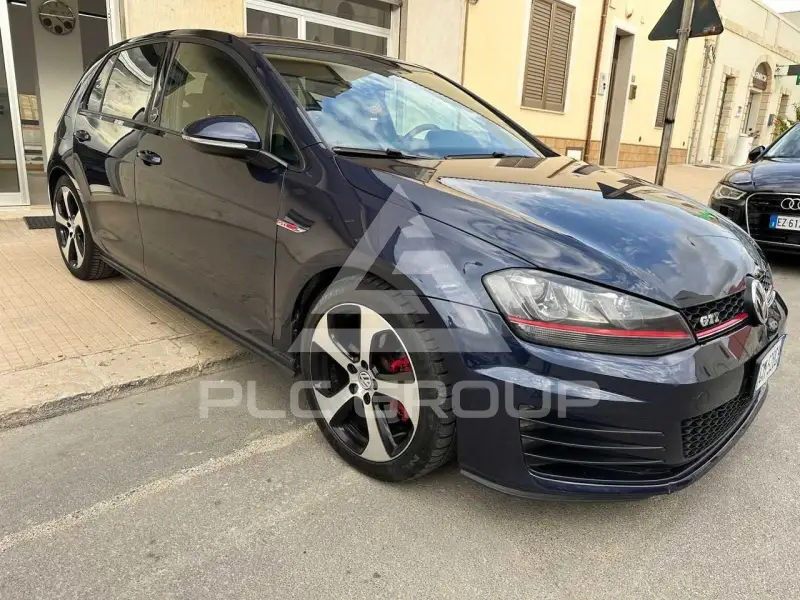 2016 Volkswagen GOLF