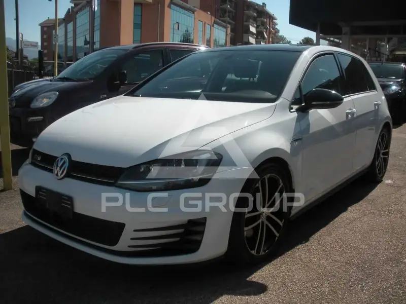 2016 Volkswagen GOLF