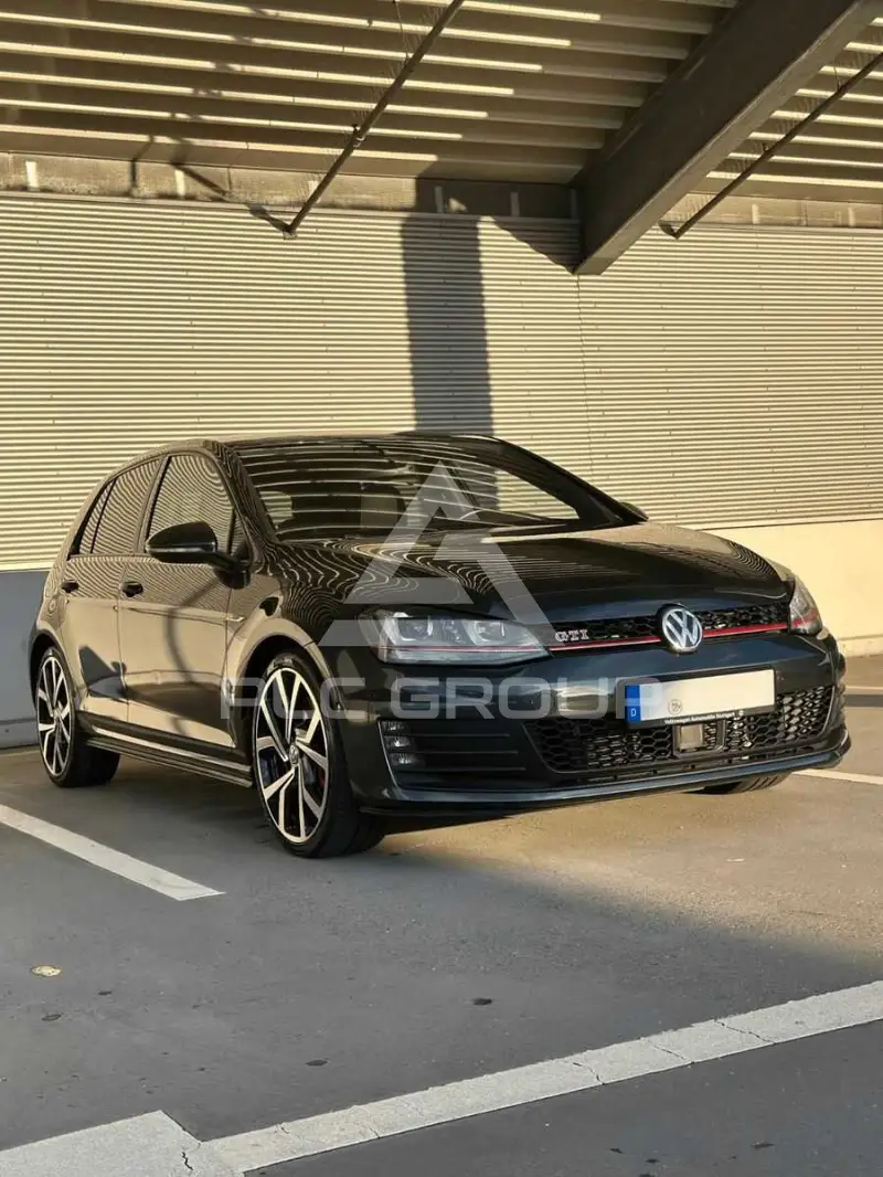 2016 Volkswagen GOLF