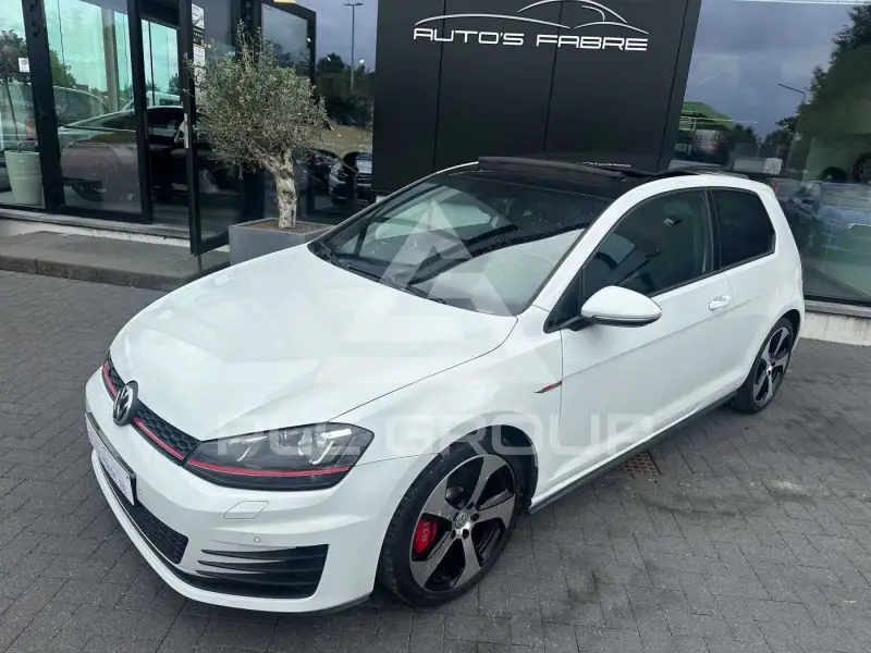 2016 Volkswagen GOLF