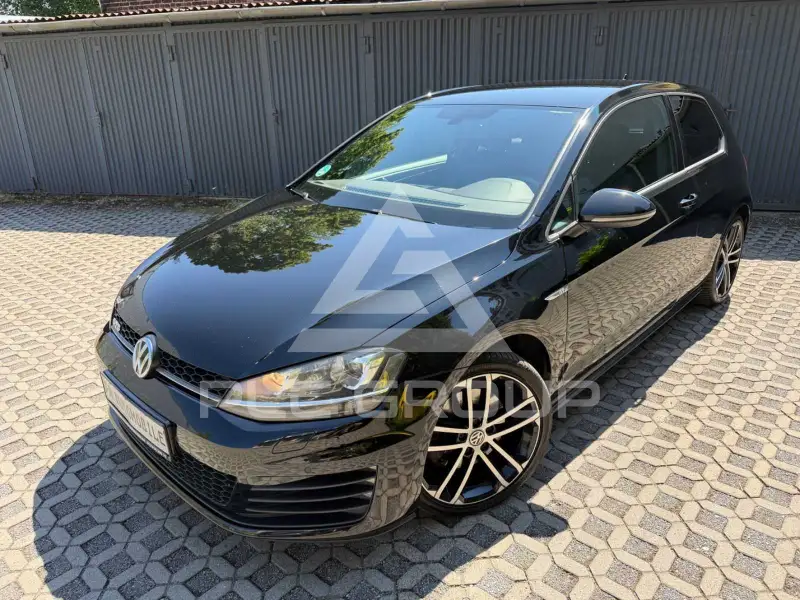 2016 Volkswagen GOLF
