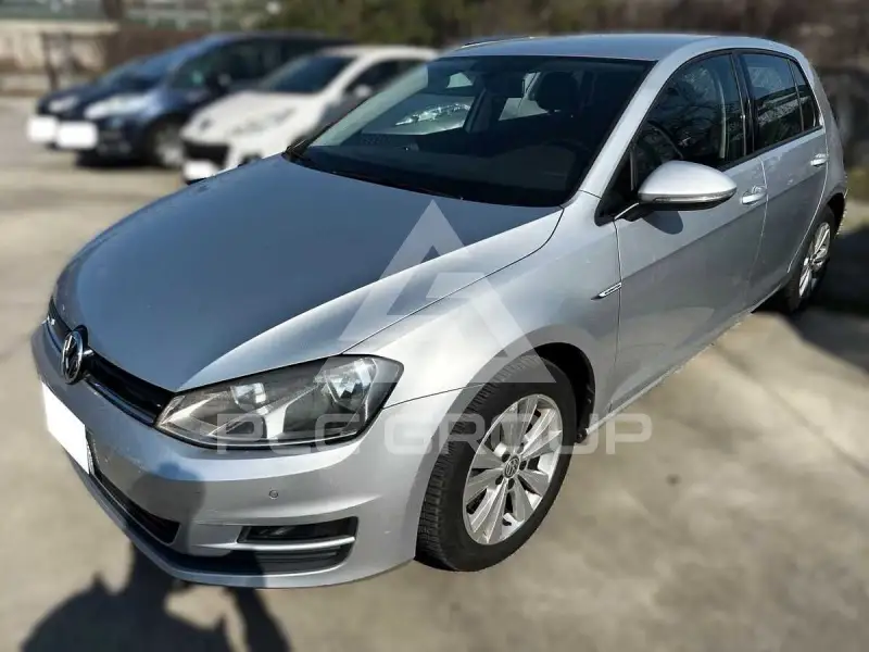 2016 Volkswagen GOLF